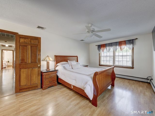 43 Raynor Street, Southington, CT 06489