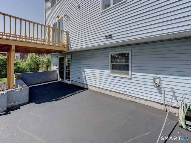 43 Raynor Street, Southington, CT 06489