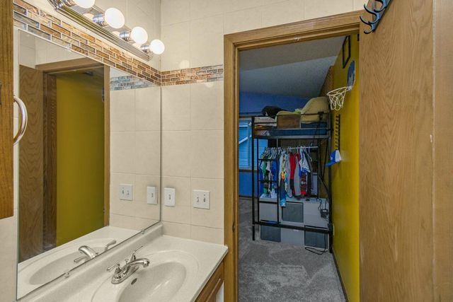 3919 Princeton Trail, Eagan, MN 55123