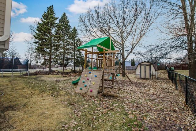 3919 Princeton Trail, Eagan, MN 55123