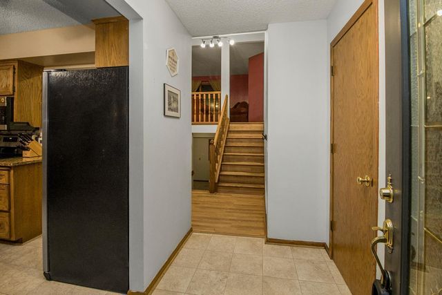 3919 Princeton Trail, Eagan, MN 55123