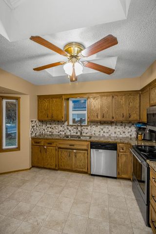 3919 Princeton Trail, Eagan, MN 55123