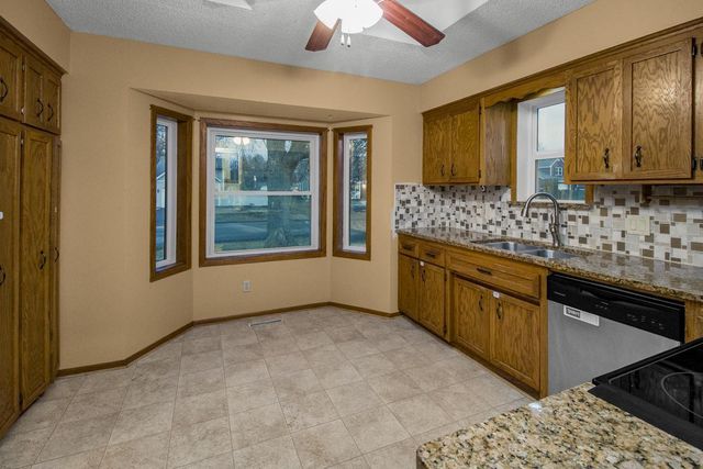 3919 Princeton Trail, Eagan, MN 55123