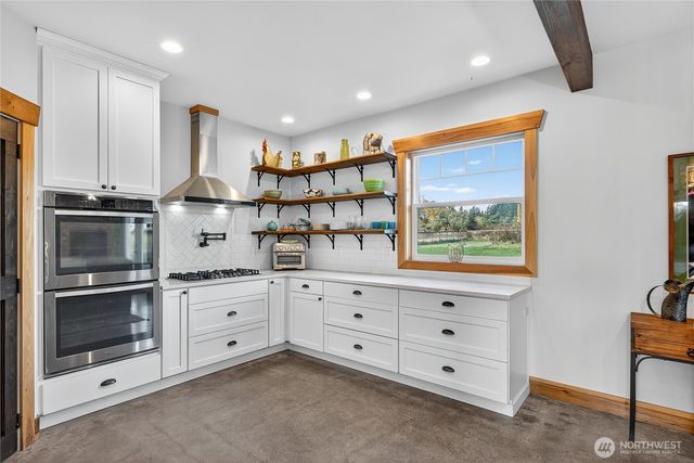 157 Russell Road, Camano Island, WA 98282