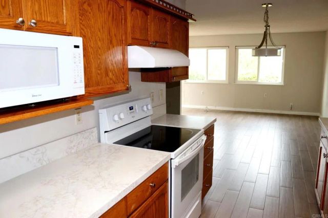 16734 Meandro Court, Rancho Bernardo (san Diego), CA 92128