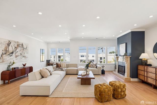 2558 24th Avenue, San Francisco, CA 94116