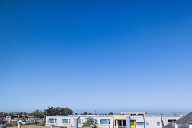 2558 24th Avenue, San Francisco, CA 94116