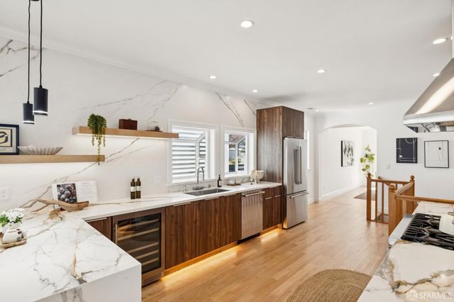 2558 24th Avenue, San Francisco, CA 94116