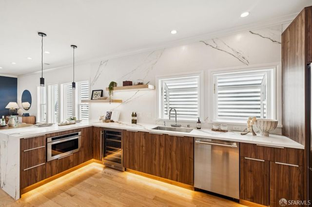 2558 24th Avenue, San Francisco, CA 94116