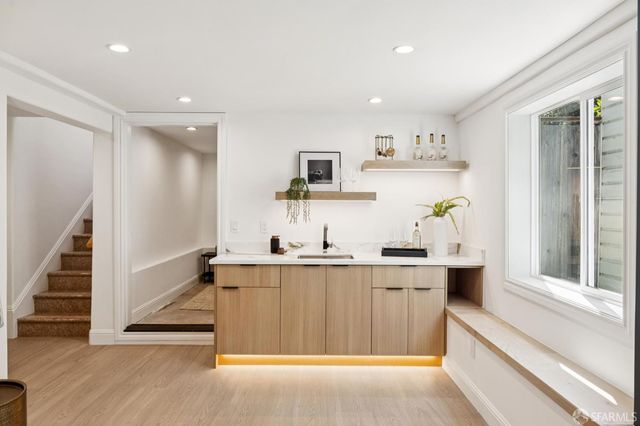 2558 24th Avenue, San Francisco, CA 94116