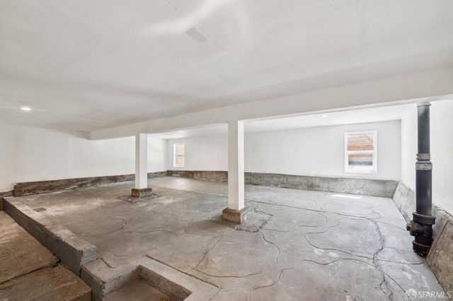 2558 24th Avenue, San Francisco, CA 94116