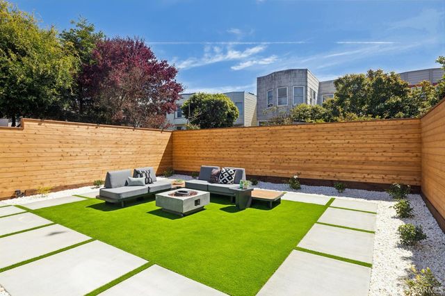 2558 24th Avenue, San Francisco, CA 94116