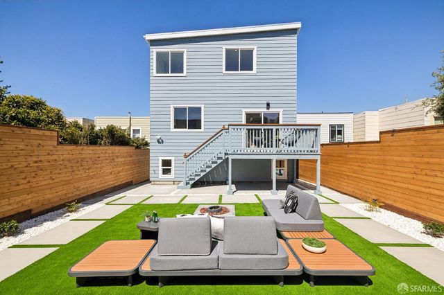 2558 24th Avenue, San Francisco, CA 94116
