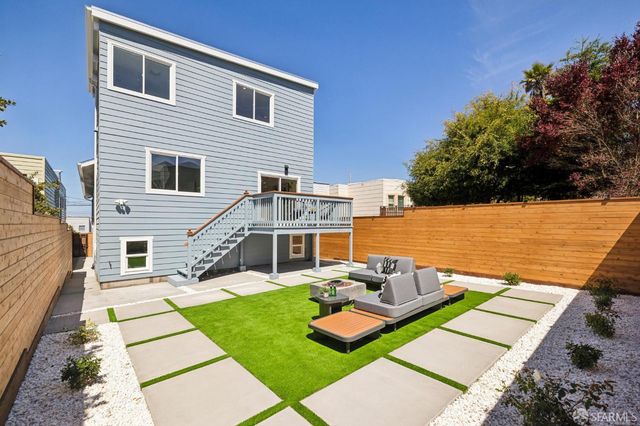 2558 24th Avenue, San Francisco, CA 94116