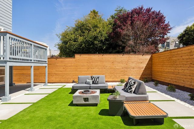 2558 24th Avenue, San Francisco, CA 94116