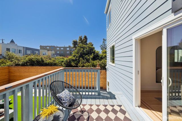 2558 24th Avenue, San Francisco, CA 94116