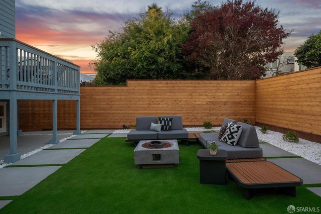 2558 24th Avenue, San Francisco, CA 94116