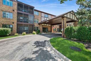 7800 W FORESTHILL Lane W 108, Palos Heights, IL 60463