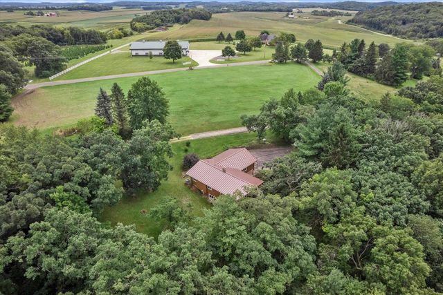 88 E Waterloo Road, Waterloo, WI 53594