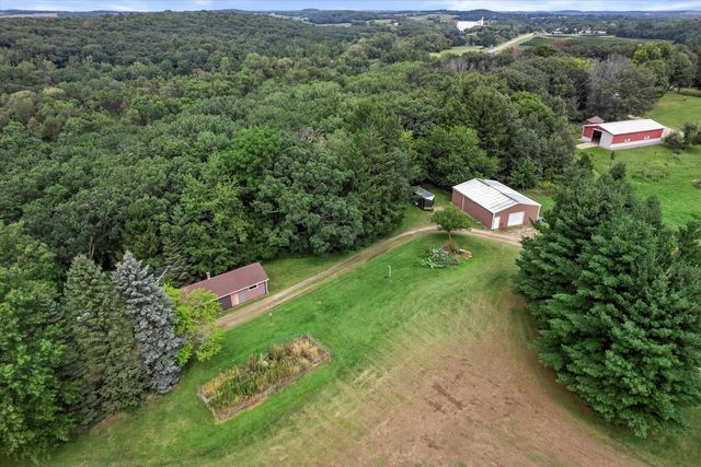 88 E Waterloo Road, Waterloo, WI 53594