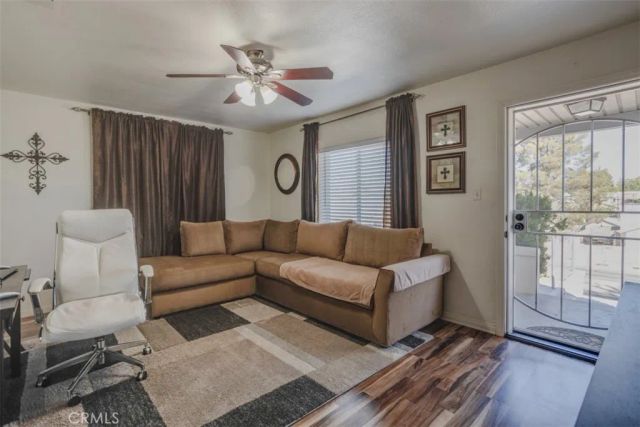15461 Hesperia Road, Victorville, CA 92395