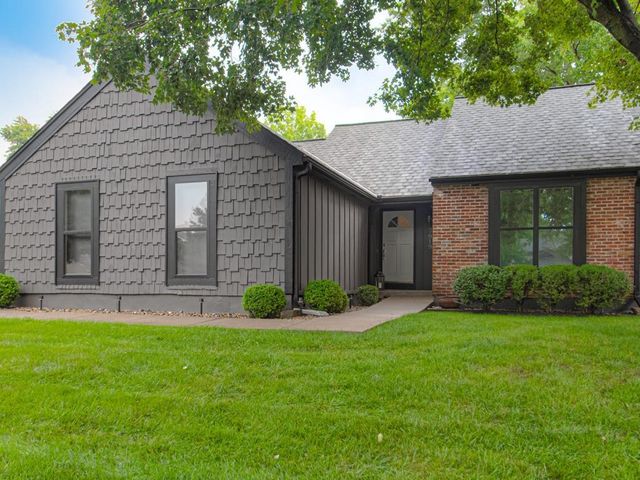 3919 NE Sequoia Street, Lee's Summit, MO 64064