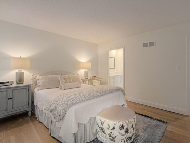 3919 NE Sequoia Street, Lee's Summit, MO 64064