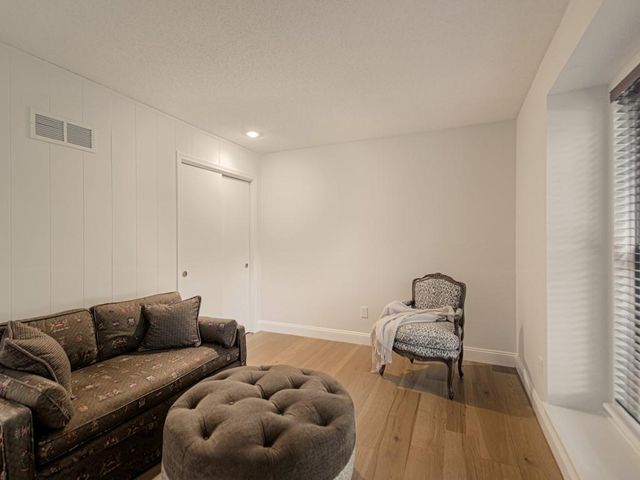 3919 NE Sequoia Street, Lee's Summit, MO 64064
