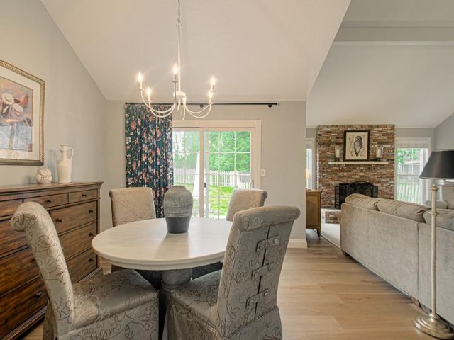 3919 NE Sequoia Street, Lee's Summit, MO 64064