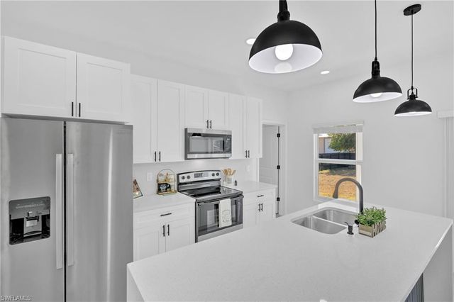 30095 Beech RD, Punta Gorda, FL 33982