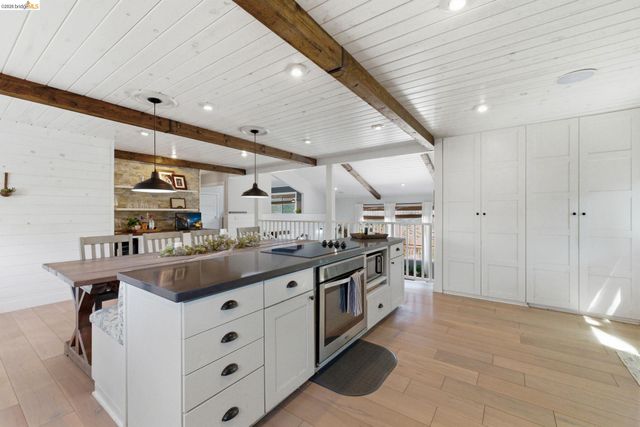 20135 Gibbs Dr, Sonora, CA 95370