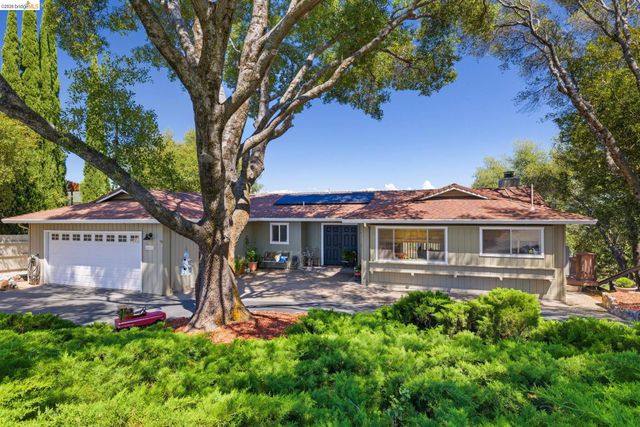 20135 Gibbs Dr, Sonora, CA 95370