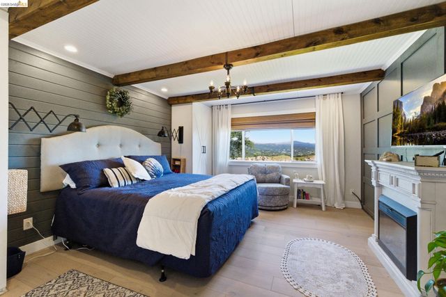 20135 Gibbs Dr, Sonora, CA 95370