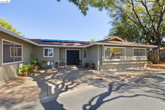 20135 Gibbs Dr, Sonora, CA 95370