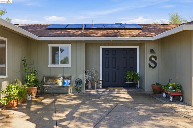 20135 Gibbs Dr, Sonora, CA 95370