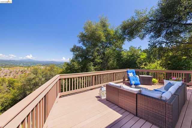 20135 Gibbs Dr, Sonora, CA 95370
