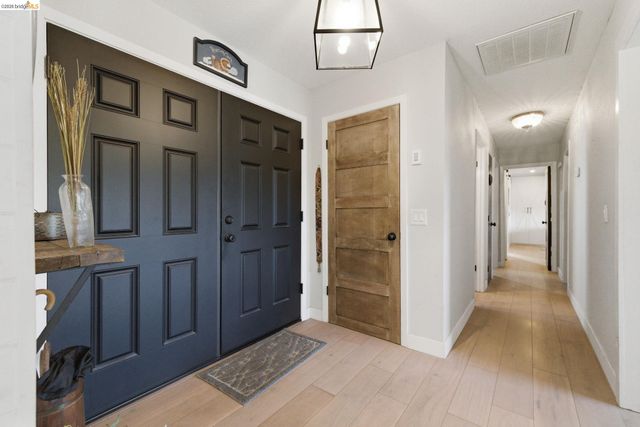 20135 Gibbs Dr, Sonora, CA 95370