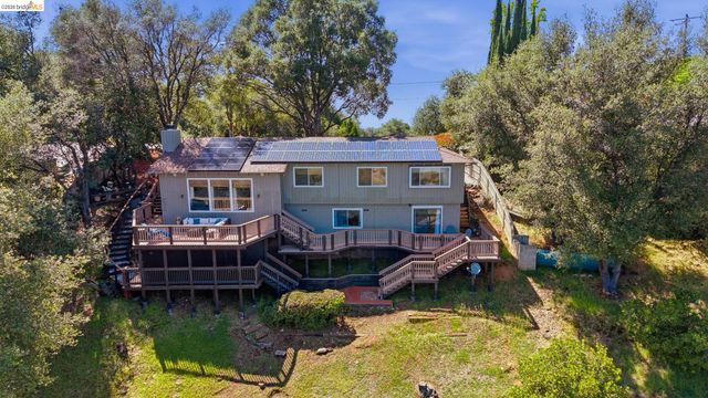20135 Gibbs Dr, Sonora, CA 95370