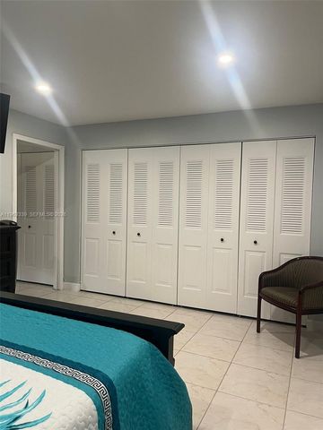 35 Camden B, West Palm Beach, FL 33417