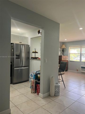 35 Camden B, West Palm Beach, FL 33417