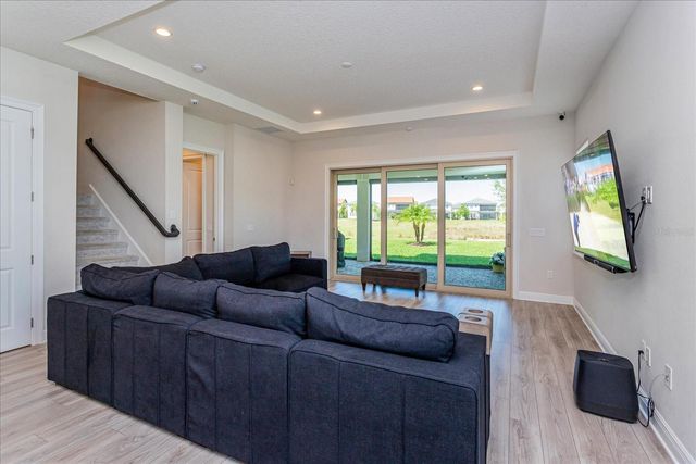 8222 TOPSAIL PLACE, Winter Garden, FL 34787