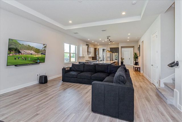 8222 TOPSAIL PLACE, Winter Garden, FL 34787