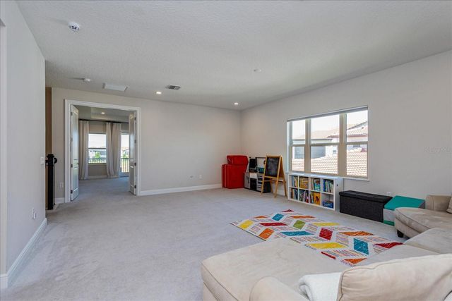 8222 TOPSAIL PLACE, Winter Garden, FL 34787