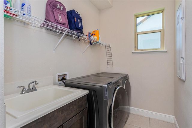 8222 TOPSAIL PLACE, Winter Garden, FL 34787