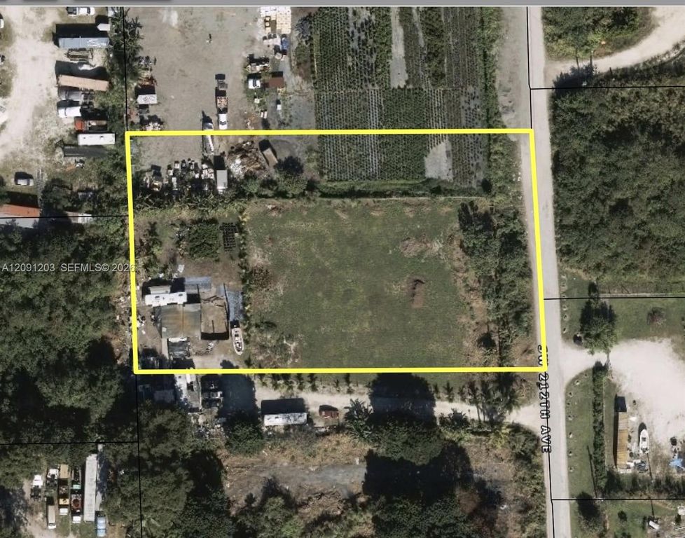 16500 SW 212th Avenue, Miami, FL 33187