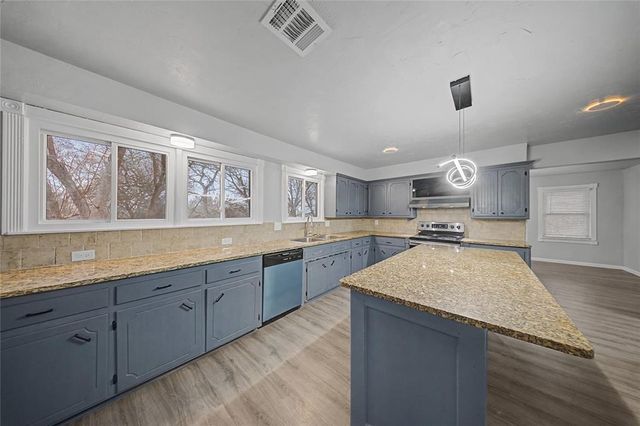 4505 Tall Oaks Court, Edmond, OK 73025