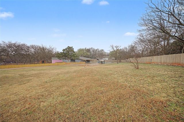 4505 Tall Oaks Court, Edmond, OK 73025