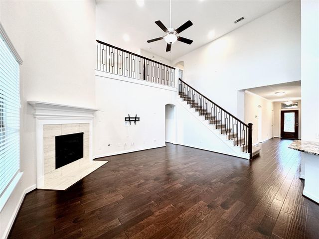 2514 Deerwood Heights Lane, Manvel, TX 77578