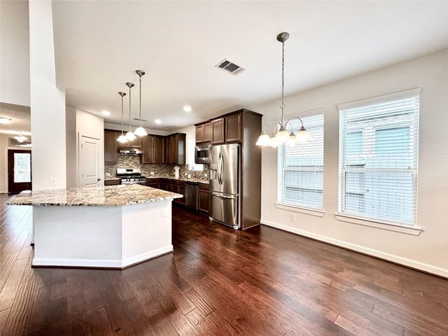 2514 Deerwood Heights Lane, Manvel, TX 77578