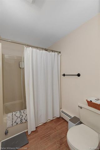 975 Woodlane Drive, Rochester Hills, MI 48307